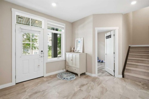312 Wentworth Row Sw, Calgary, AB - Indoor Photo Showing Other Room
