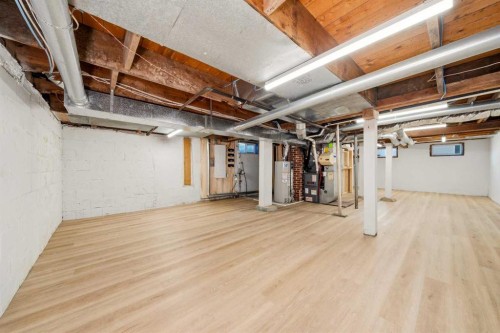 3222 1 Street Ne, Calgary, AB - Indoor Photo Showing Basement