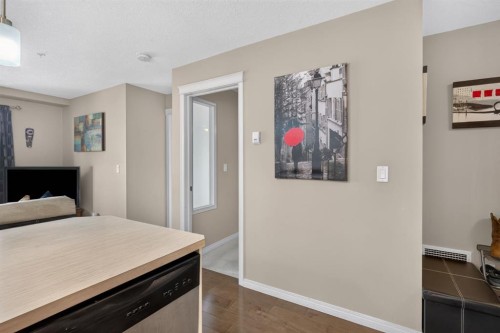 204-406 Cranberry Park Se, Calgary, AB - Indoor