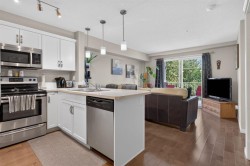 204-406 Cranberry Park SE Calgary, AB T3M 1Y9