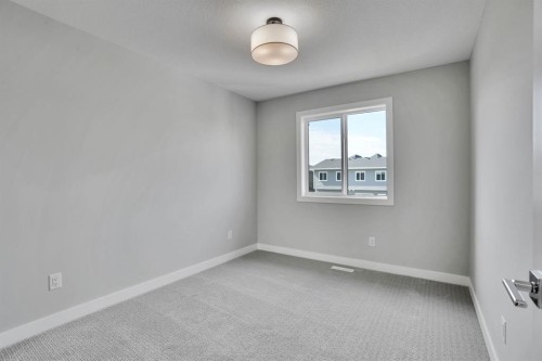 284 Huxbury View Ne, Calgary, AB - Indoor Photo Showing Other Room