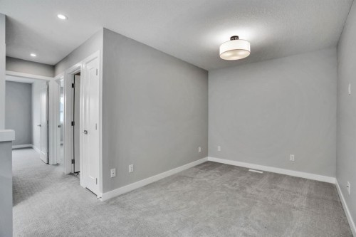 284 Huxbury View Ne, Calgary, AB - Indoor Photo Showing Other Room