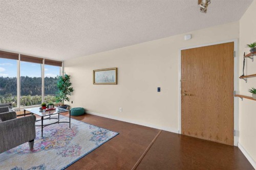 1607-145 Point Drive Nw, Calgary, AB - Indoor