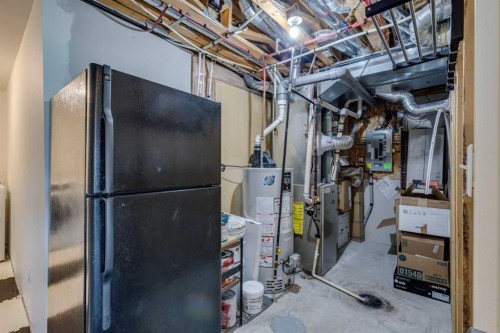 212 Bayside Point Sw, Airdrie, AB - Indoor Photo Showing Basement