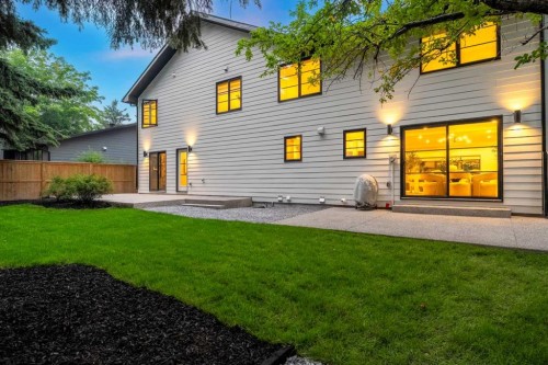 740 Willamette Drive Se, Calgary, AB 
