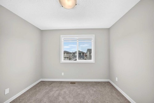 716-32 Red Embers Parade Ne, Calgary, AB - Indoor Photo Showing Other Room