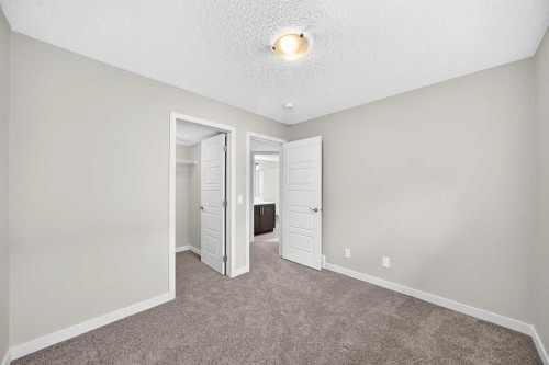 716-32 Red Embers Parade Ne, Calgary, AB - Indoor