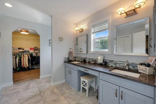 117 Marina Bay, Chestermere, AB - Indoor Photo Showing Bathroom
