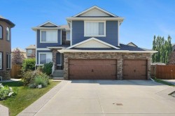 117 Marina Bay  Chestermere, AB T1X 0P1