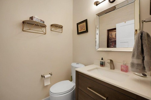 117 Marina Bay, Chestermere, AB - Indoor Photo Showing Bathroom