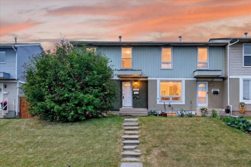 219 Penworth Drive SE Calgary, AB T2A 5E2