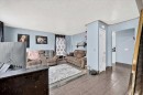 219 Penworth Drive Se, Calgary, AB  - Indoor Photo Showing Living Room 