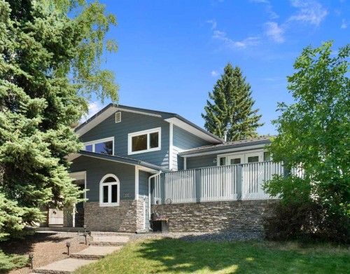 2712 Conrad Drive Nw, Calgary, AB - Outdoor