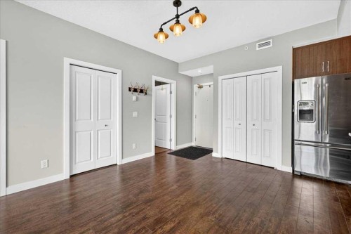 403-607 17 Avenue Nw, Calgary, AB - Indoor