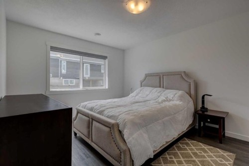 320 Whispering Way, Vulcan, AB - Indoor Photo Showing Bedroom