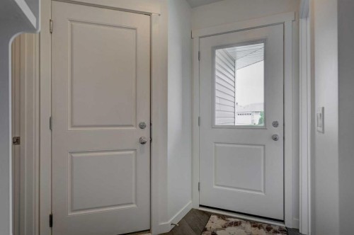 320 Whispering Way, Vulcan, AB - Indoor Photo Showing Other Room