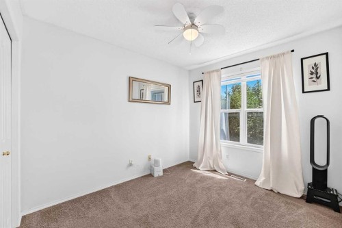 286 Prestwick Circle Se, Calgary, AB - Indoor Photo Showing Other Room