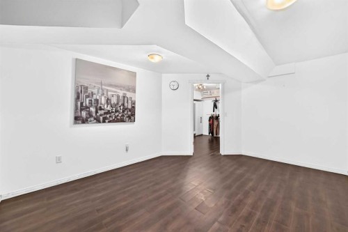 286 Prestwick Circle Se, Calgary, AB - Indoor Photo Showing Other Room