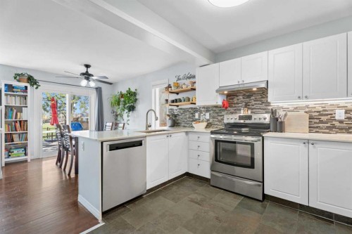 31 Mt Aberdeen Grove Se, Calgary, AB - Indoor Photo Showing Kitchen With Stainless Steel Kitchen