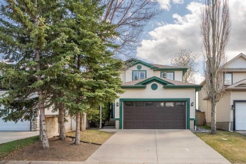 31 Mt Aberdeen Grove Se, Calgary, AB - Outdoor With Facade