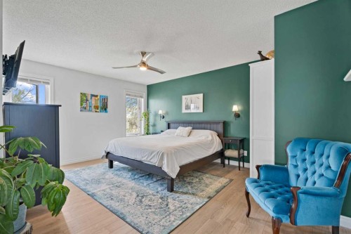 31 Mt Aberdeen Grove Se, Calgary, AB - Indoor Photo Showing Bedroom