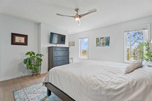 31 Mt Aberdeen Grove Se, Calgary, AB - Indoor Photo Showing Bedroom