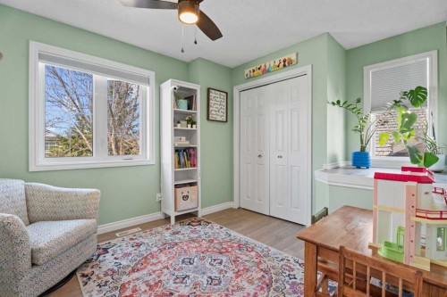 31 Mt Aberdeen Grove Se, Calgary, AB - Indoor