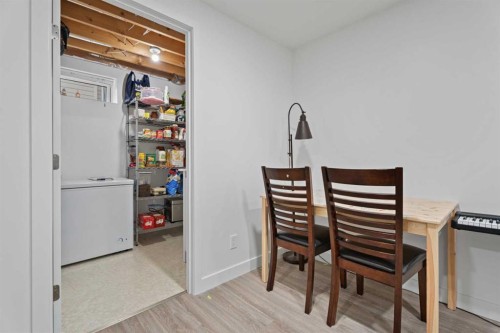 31 Mt Aberdeen Grove Se, Calgary, AB - Indoor