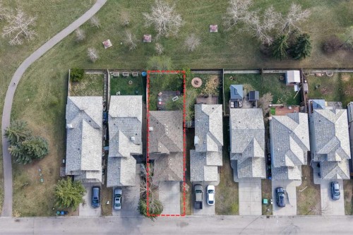 31 Mt Aberdeen Grove Se, Calgary, AB - Outdoor