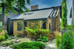 217 11 Avenue NE Calgary, AB T2E 0Y9