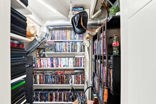 308 Redstone View Ne, Calgary, AB - Indoor With Storage