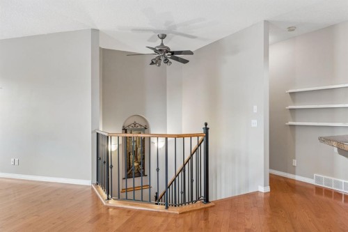 48 Rockywood Circle Nw, Calgary, AB - Indoor Photo Showing Other Room