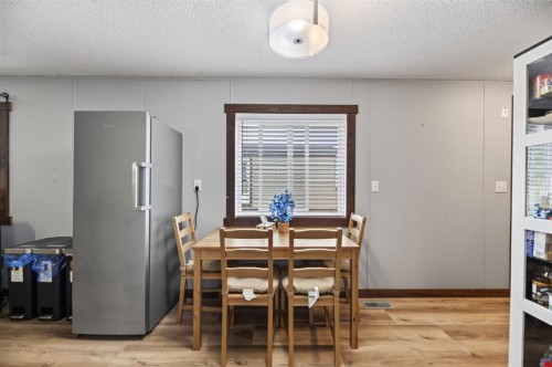 62 Highfield Close, Carstairs, AB 
