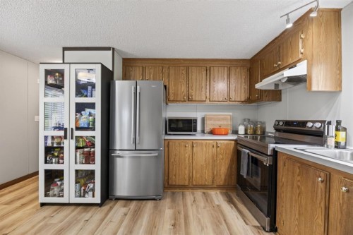 62 Highfield Close, Carstairs, AB 