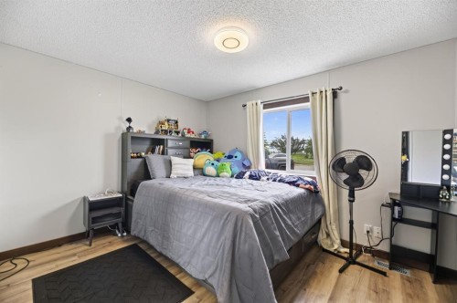 62 Highfield Close, Carstairs, AB 