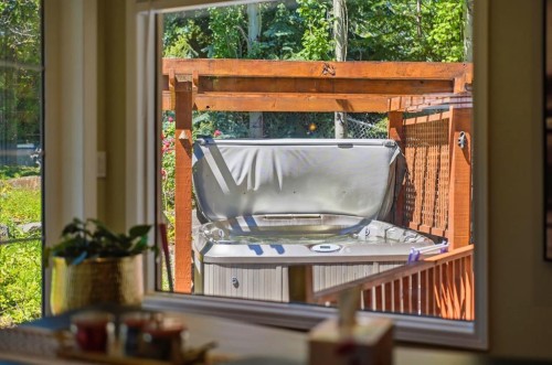 138 Shannon Hill Sw, Calgary, AB -  Photo Showing Other Room
