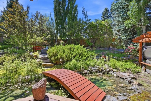 138 Shannon Hill Sw, Calgary, AB - Outdoor