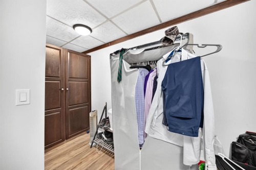2203 65 Street Ne, Calgary, AB - Indoor With Storage