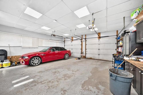 2203 65 Street Ne, Calgary, AB - Indoor Photo Showing Garage
