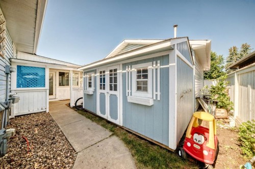 2203 65 Street Ne, Calgary, AB - Outdoor With Exterior
