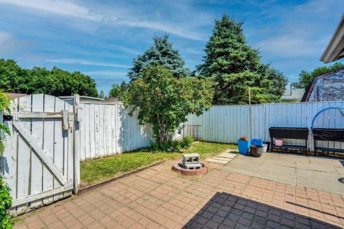 3257 32A Avenue Se, Calgary, AB - Outdoor