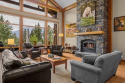 215 Benchlands Terrace  Canmore, AB T1W 1G1
