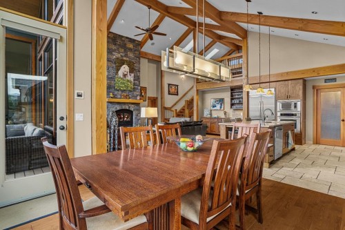 215 Benchlands Terrace, Canmore, AB - Indoor Photo Showing Dining Room