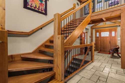 215 Benchlands Terrace, Canmore, AB - Indoor Photo Showing Other Room