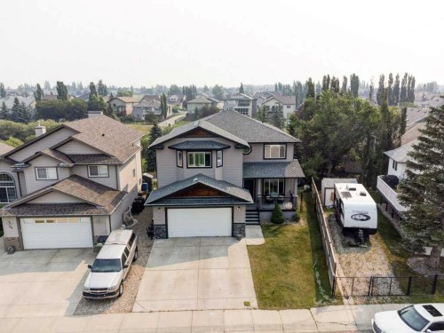 35 Hillcrest Boulevard, Strathmore, AB - Outdoor With Facade