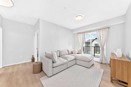 6301-20295 Seton Way Se, Calgary, AB - Indoor Photo Showing Living Room