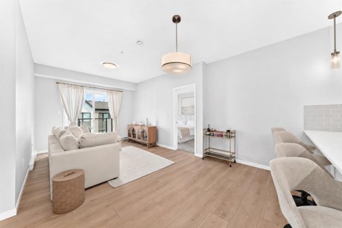 6301-20295 Seton Way Se, Calgary, AB - Indoor Photo Showing Living Room