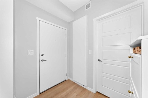 6301-20295 Seton Way Se, Calgary, AB - Indoor Photo Showing Other Room