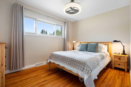 15 Carmangay Crescent Nw, Calgary, AB 