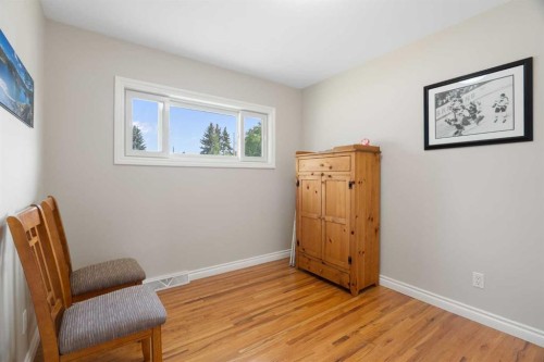 15 Carmangay Crescent Nw, Calgary, AB 